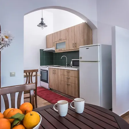 Exclusive Seaside Retreat With Shared Pool & Private Beach Access Palaiokastro  Exteriér fotografie