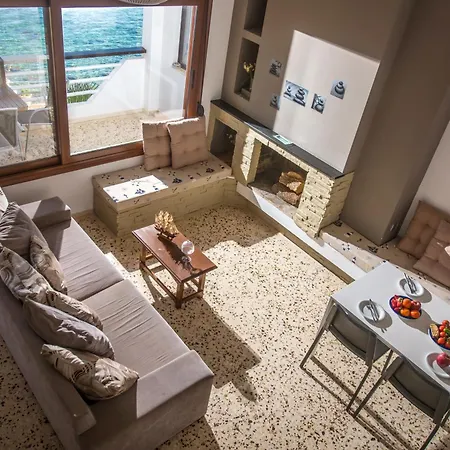 Exclusive Seaside Retreat With Shared Pool & Private Beach Access Palaiokastro  Exteriér fotografie