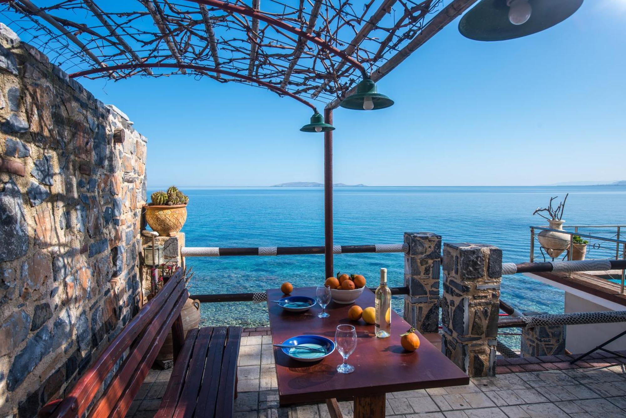 Exclusive Seaside Retreat With Shared Pool & Private Access Palaiokastro (Crete)