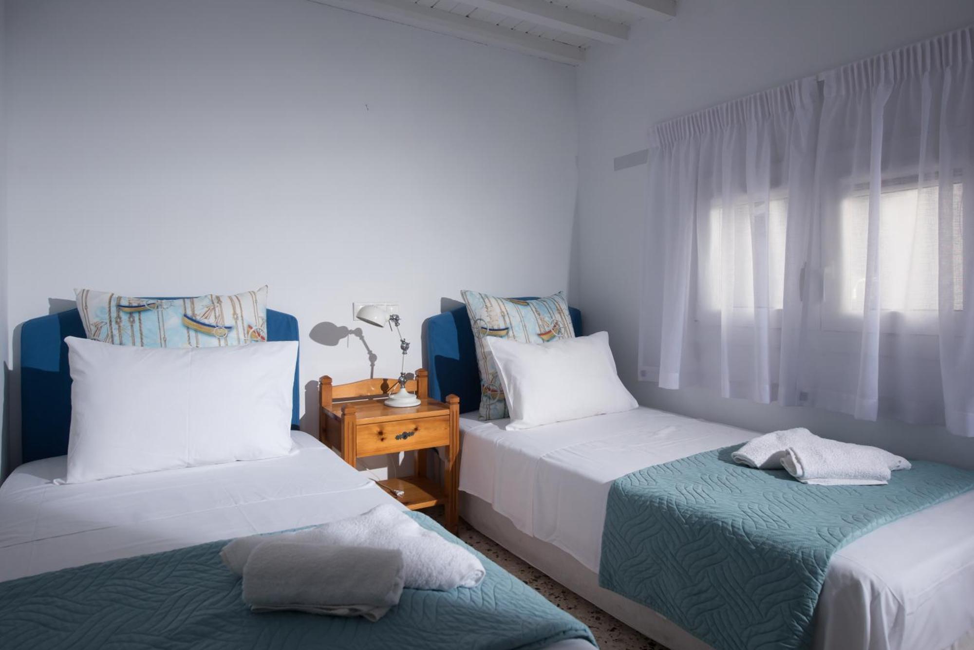 Exclusive Seaside Retreat With Shared Pool & Private Access Palaiokastro (Crete)