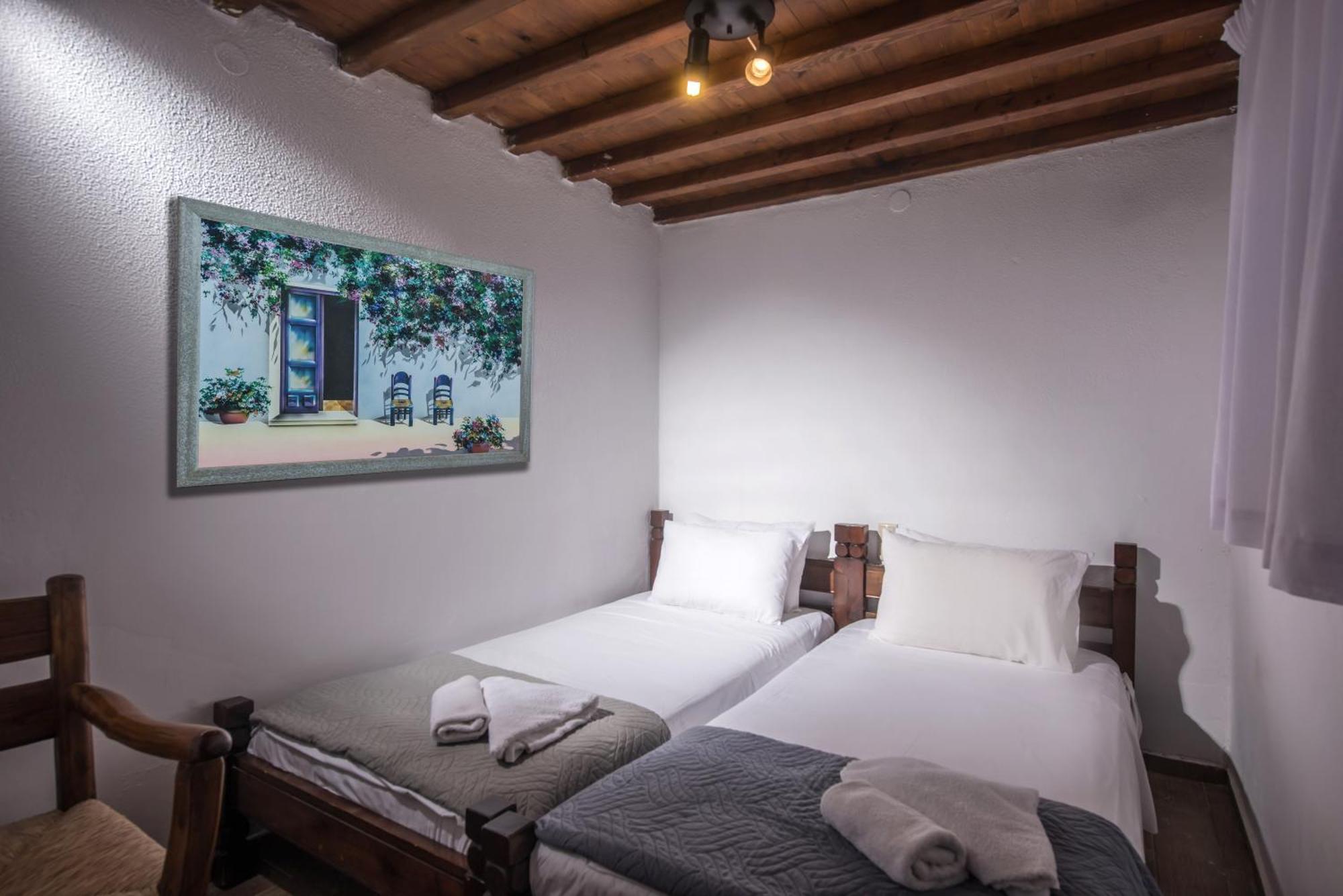 Exclusive Seaside Retreat With Shared Pool & Private Access * Palaiokastro (Crete)